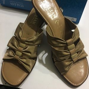 Italian Shoemakers Sandels NEW!